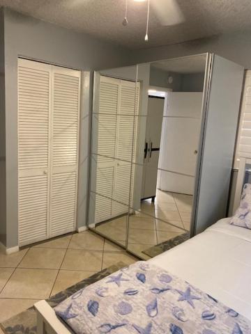 Modern 2/1 Apt Near Midtown And Beaches Miami Exterior photo