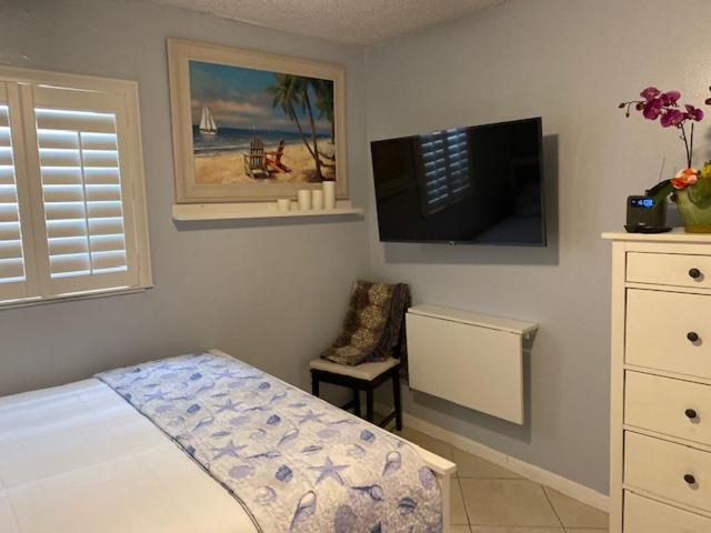Modern 2/1 Apt Near Midtown And Beaches Miami Exterior photo